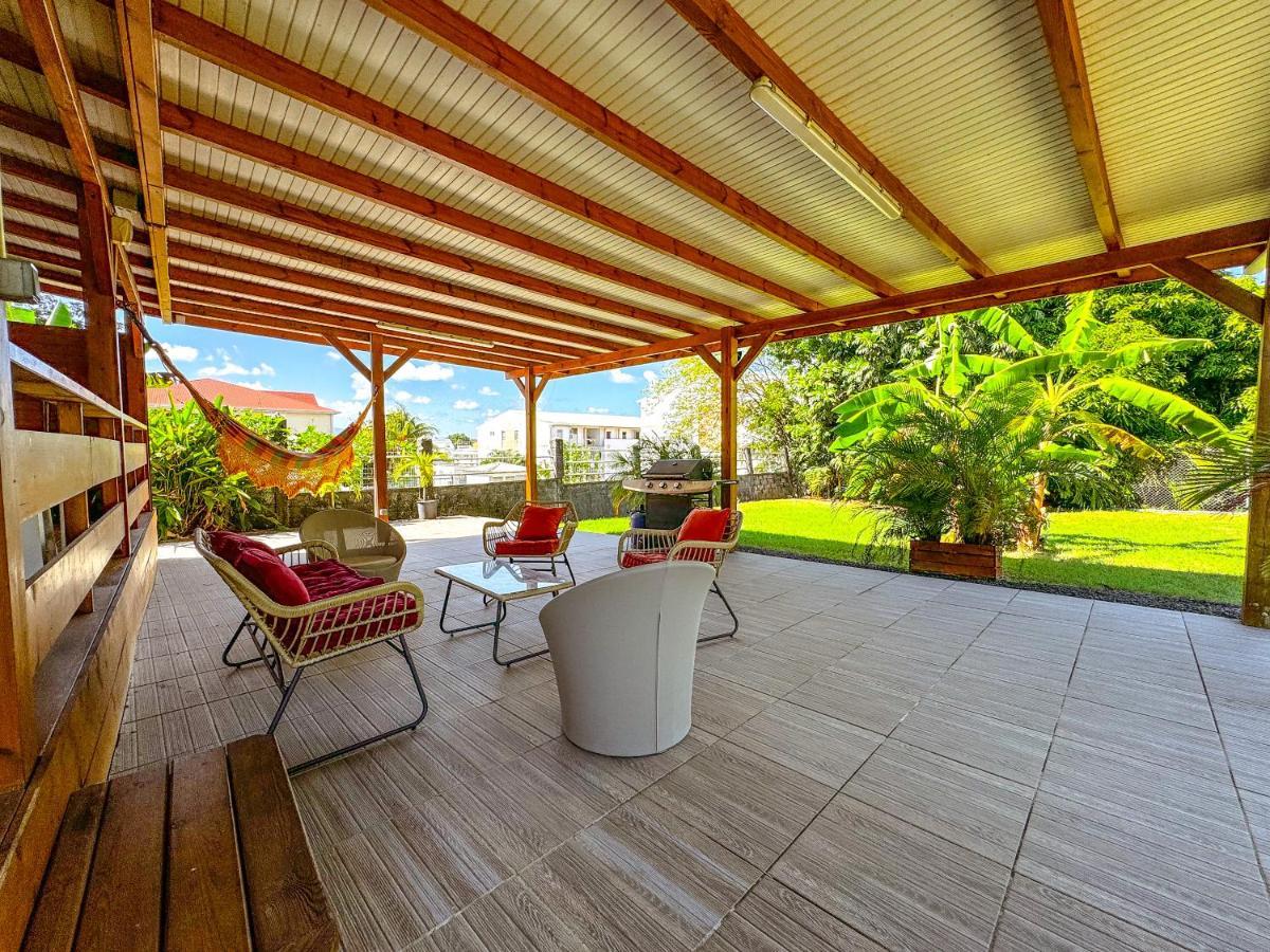 Gite Hibiscus Destrellan Baie-Mahault Exterior foto